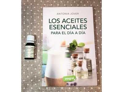 Libro - Los Aceites Esenciales para el Día a Día